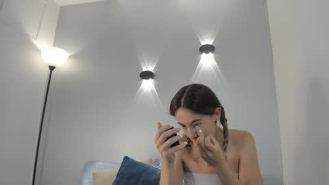 Snapshot of yulievans chatting on 01/29/25, 02:40 yulievans online show from 01/29/25, 02:40