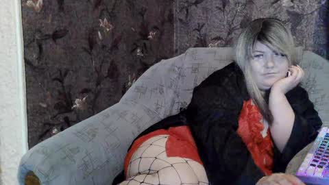 yuliiared online show from 08/04/26, 07:27