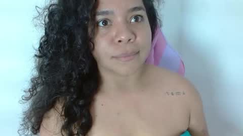 Yuli and SaraIndependent model online show from 01/18/25, 06:56