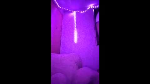 yulx_pops online show from 05/30/26, 05:37