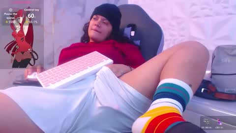 Snowflake online show from 02/05/26, 02:49