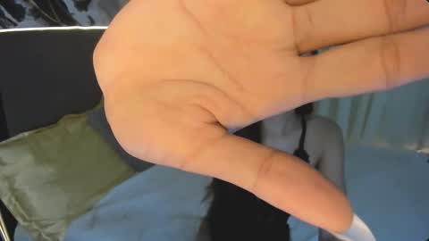 SASSY YUMI online show from 11/23/25, 02:00