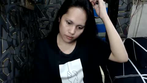 yumi online show from 03/31/26, 02:13