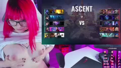 Yumi 3 online show from 12/16/24, 03:00