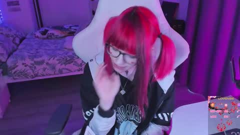 Yumi 3 online show from 10/14/25, 12:50