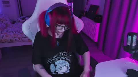 Yumi 3 online show from 02/08/26, 02:53