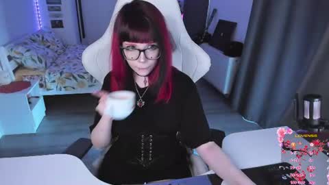Snapshot of yumi_youkai chatting on 06/21/26, 12:41 Yumi 3 online show from 06/21/26, 12:41