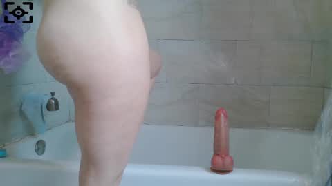 Snapshot of yumiepussyy chatting on 03/12/25, 04:46 Payton kelly online show from 03/12/25, 04:46