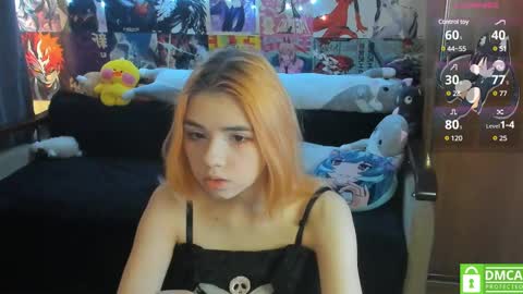 Snapshot of yumiko_uwu chatting on 02/17/25, 09:03 Yumeko online show from 02/17/25, 09:03