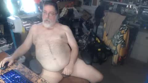 yummyflguy online show from 04/10/26, 08:46