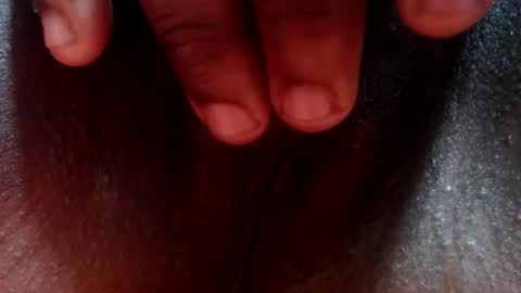 Snapshot of yummyhotclit4 chatting on 02/16/26, 10:17 jessy online show from 02/16/26, 10:17