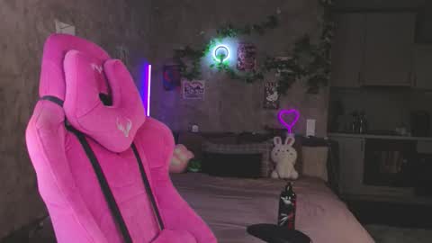 Lisa online show from 03/01/26, 08:00