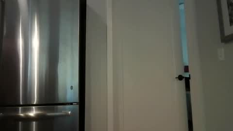 Yummymushhead online show from 12/28/24, 06:40