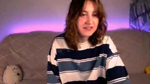 YummyPolly online show from 09/13/25, 11:04