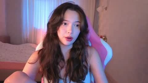 Yuna online show from 06/28/26, 12:16