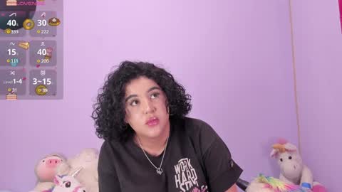 yunahott_ online show from 01/17/25, 04:39