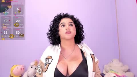 yunahott_ online show from 02/02/25, 04:26