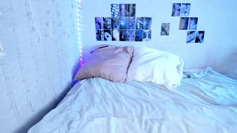 Yuna online show from 09/13/25, 09:20