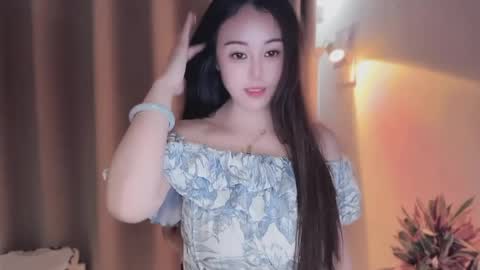 YunEr online show from 05/15/26, 03:35