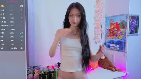 yung_leana online show from 04/05/26, 07:11