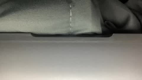 Snapshot of yungbull06 chatting on 12/21/25, 04:41 Yung Bull online show from 12/21/25, 04:41