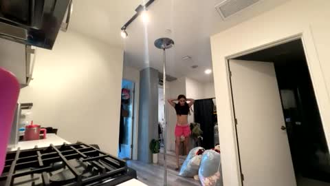 BbyTSSLut online show from 05/19/26, 01:56