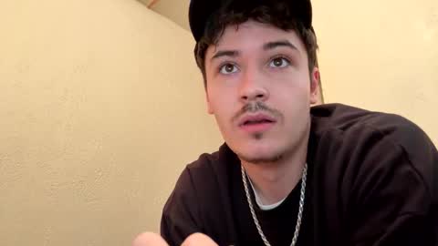 yungstudbev online show from 10/09/25, 06:39