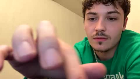 yungstudbev online show from 10/17/25, 02:04