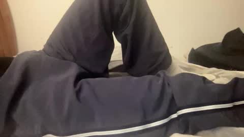 Snapshot of yungwolf69 chatting on 12/04/25, 08:12 yungwolf69 online show from 12/04/25, 08:12