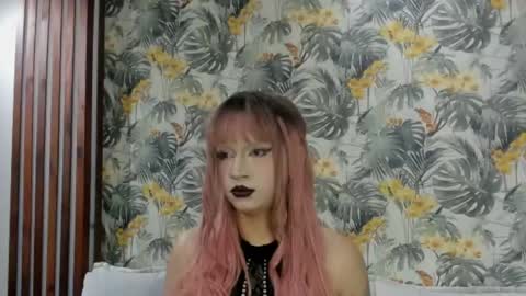 Yuri Kay online show from 05/02/26, 07:30