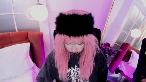 Yuri Kay online show from 05/30/26, 08:28