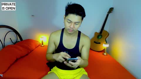 Snapshot of yuri_nation chatting on 12/15/24, 05:34 yuri nation online show from 12/15/24, 05:34