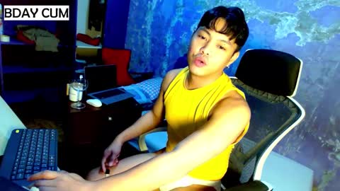 Snapshot of yuri_nation chatting on 02/27/25, 07:44 yuri nation online show from 02/27/25, 07:44