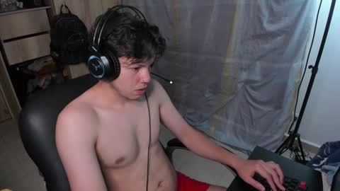 yurii_moody online show from 12/13/24, 04:22