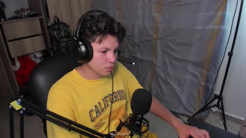 yurii_moody online show from 03/12/25, 06:07