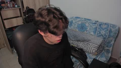 yurii_moody online show from 11/29/25, 05:49