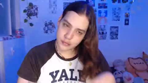 yuriko  online show from 04/23/26, 12:12