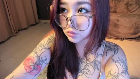 Snapshot of yurikomay chatting on 01/24/25, 02:51 Hi My name Yuriko online show from 01/24/25, 02:51