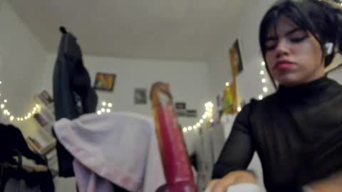 Snapshot of yury_sun chatting on 02/20/25, 01:46 paola online show from 02/20/25, 01:46