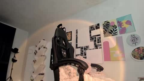 Snapshot of yury_sun chatting on 09/12/25, 02:55 paola online show from 09/12/25, 02:55