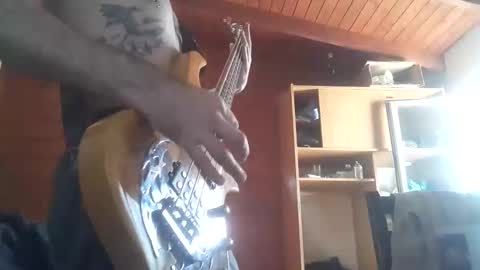 Yuumi online show from 11/05/25, 06:52