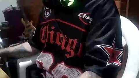 Yuumi online show from 04/24/26, 05:10