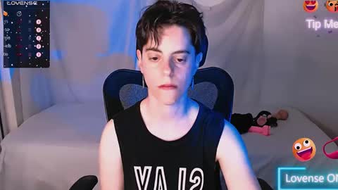 Snapshot of yuyito15 chatting on 09/19/25, 06:19 Yuyu online show from 09/19/25, 06:19