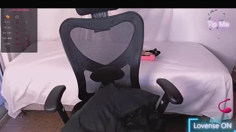 Snapshot of yuyito15 chatting on 10/17/25, 10:12 Yuyu online show from 10/17/25, 10:12