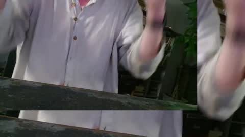 Snapshot of yvanbonar181018 chatting on 10/01/25, 07:58 yvanbonar181018 online show from 10/01/25, 07:58