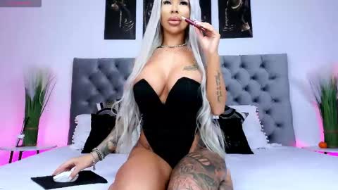 Snapshot of yviann chatting on 12/03/25, 11:14 YviAnn online show from 12/03/25, 11:14