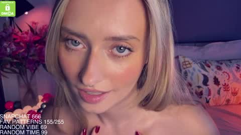 The Queen Bitch of the United Kingdom online show from 02/19/26, 05:47