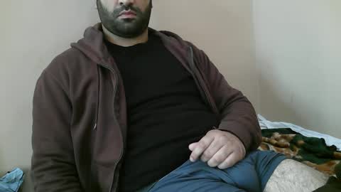 Snapshot of yxxtxxdentyk chatting on 12/04/24, 05:49 Bi BearXXX online show from 12/04/24, 05:49