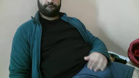 Snapshot of yxxtxxdentyk chatting on 12/11/24, 05:00 Bi BearXXX online show from 12/11/24, 05:00