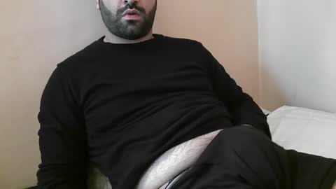 Snapshot of yxxtxxdentyk chatting on 01/27/25, 06:30 Bi BearXXX online show from 01/27/25, 06:30